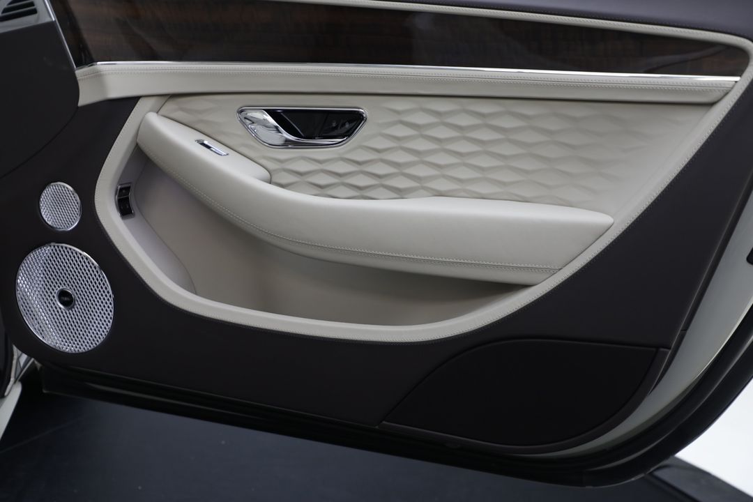 2025 Bentley Continental