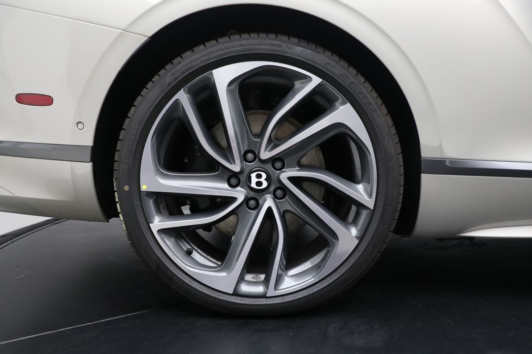 2025 Bentley Continental