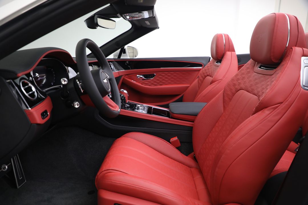 2025 Bentley Continental