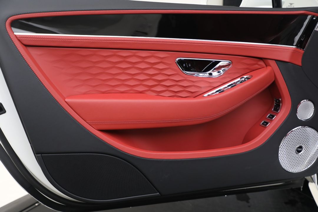 2025 Bentley Continental