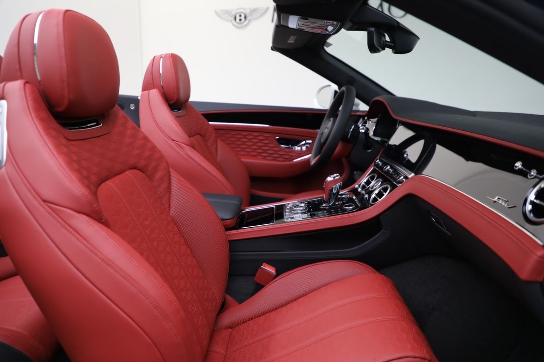 2025 Bentley Continental