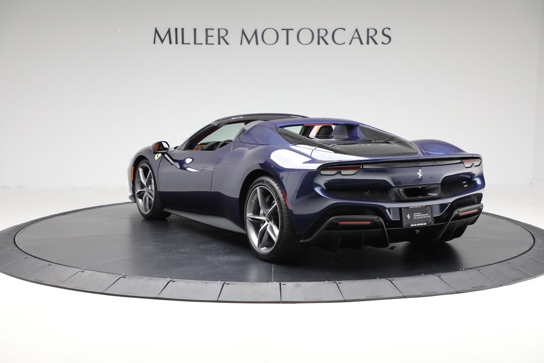 2024 Ferrari 296 GTS