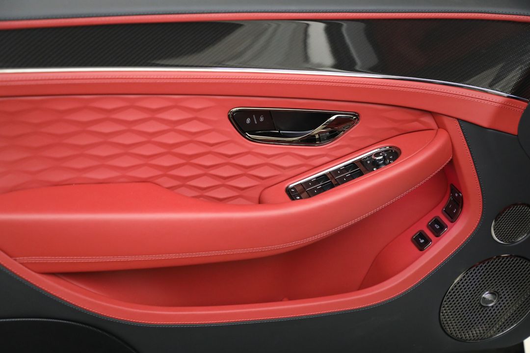 2025 Bentley Continental