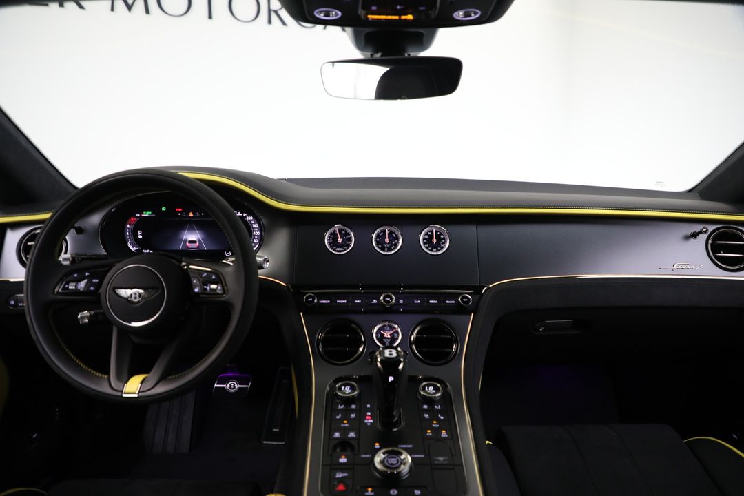 2025 Bentley Continental