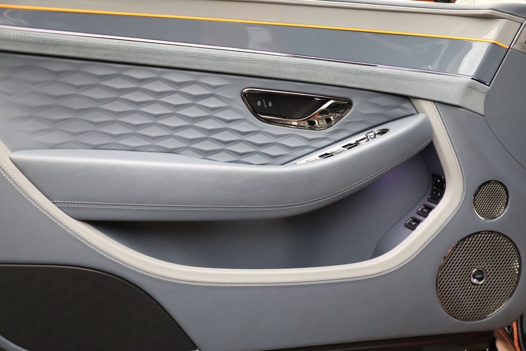 2025 Bentley Continental