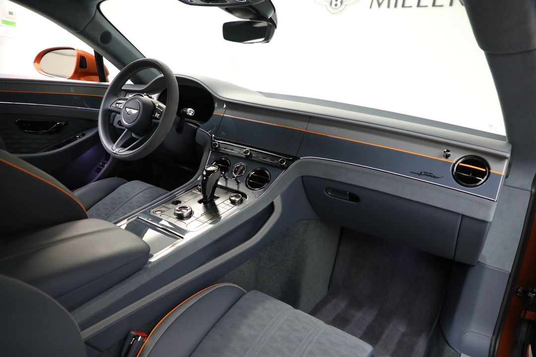 2025 Bentley Continental