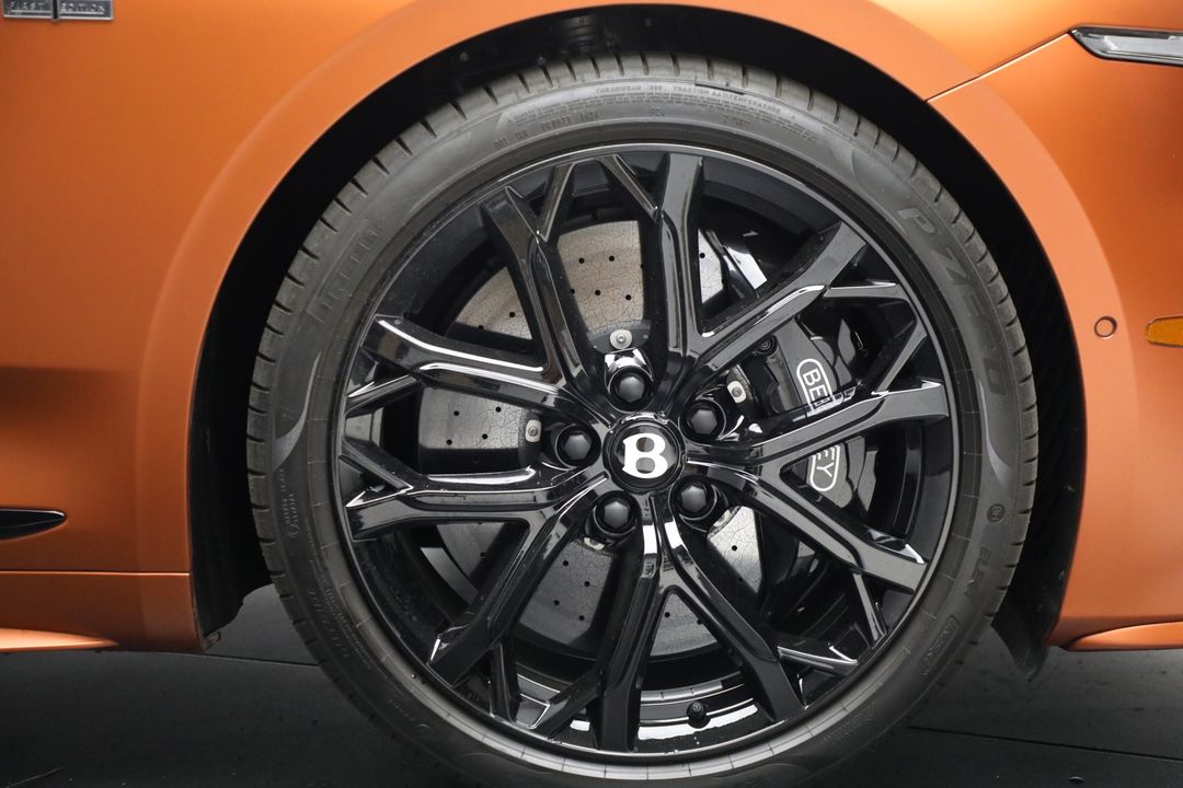 2025 Bentley Continental