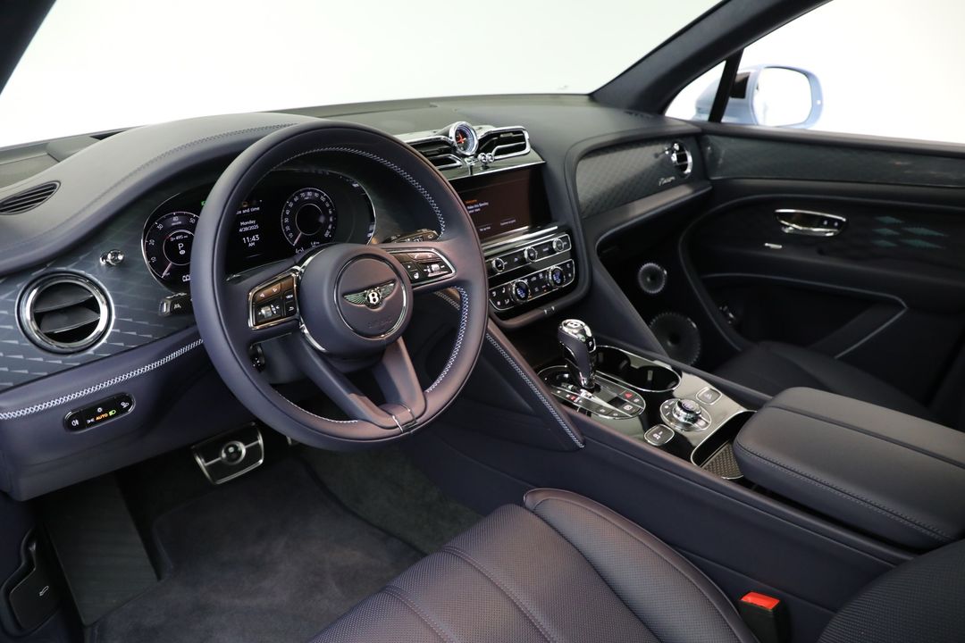 2025 Bentley Bentayga