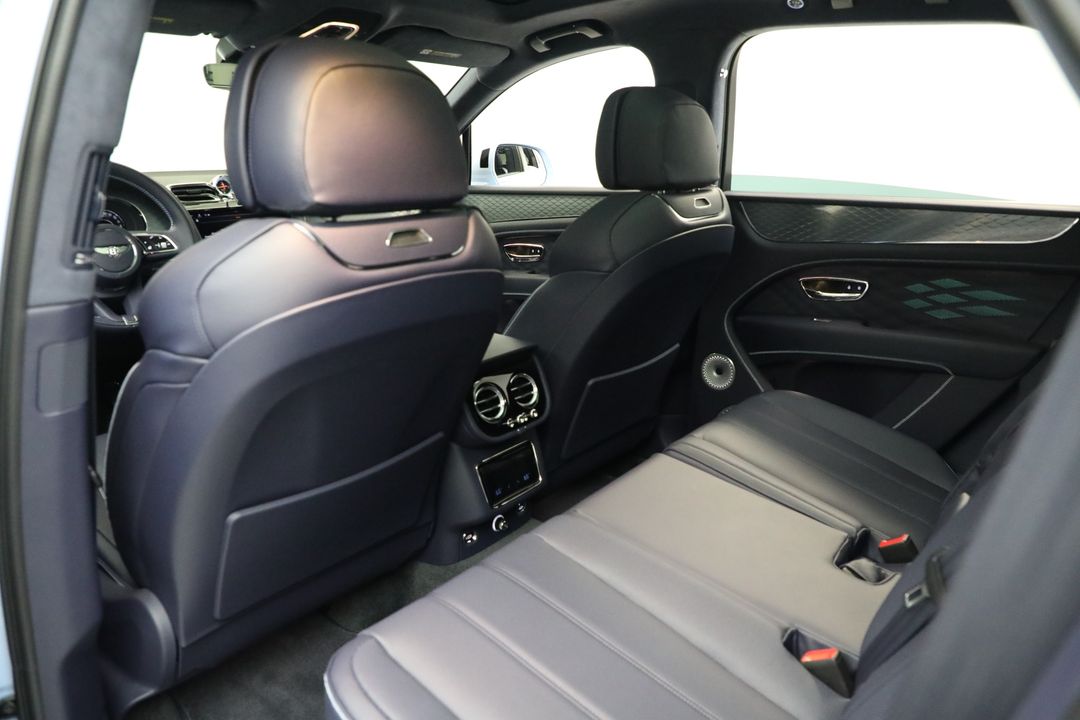2025 Bentley Bentayga