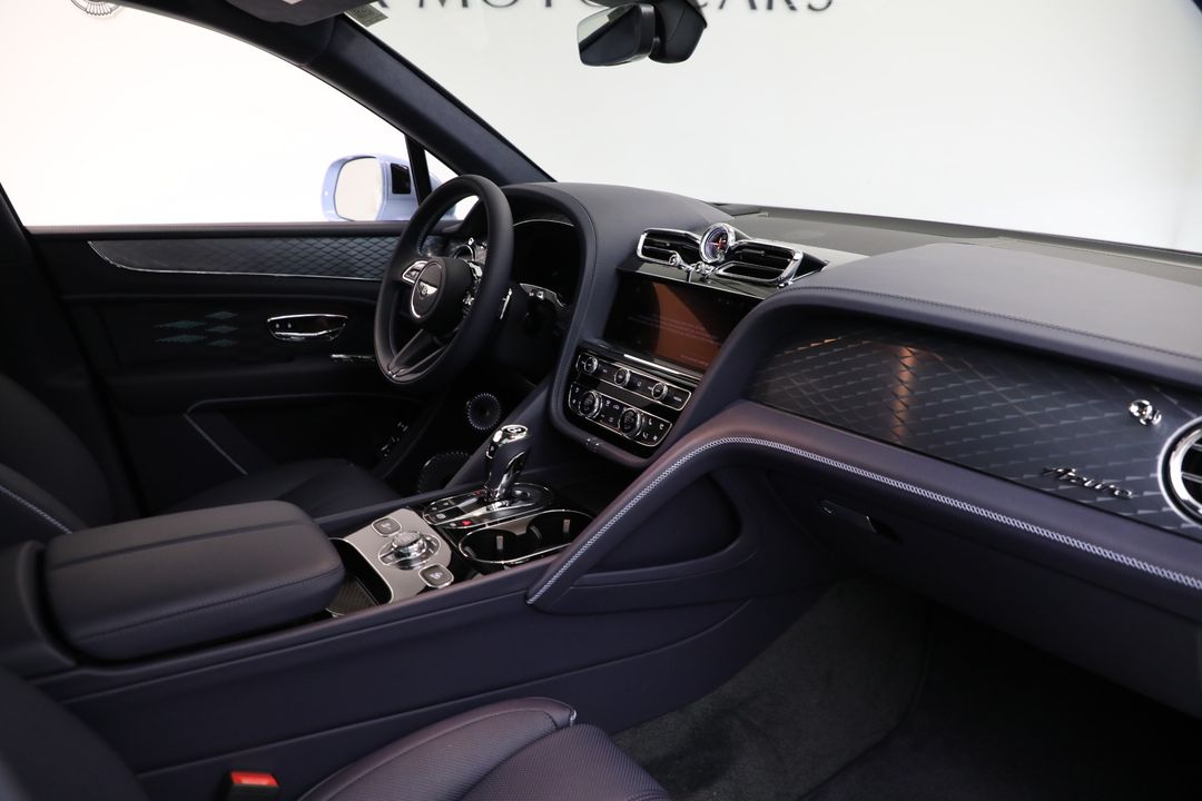 2025 Bentley Bentayga