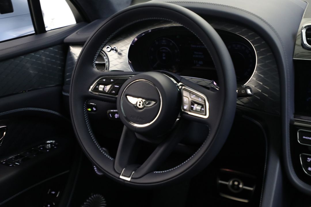 2025 Bentley Bentayga