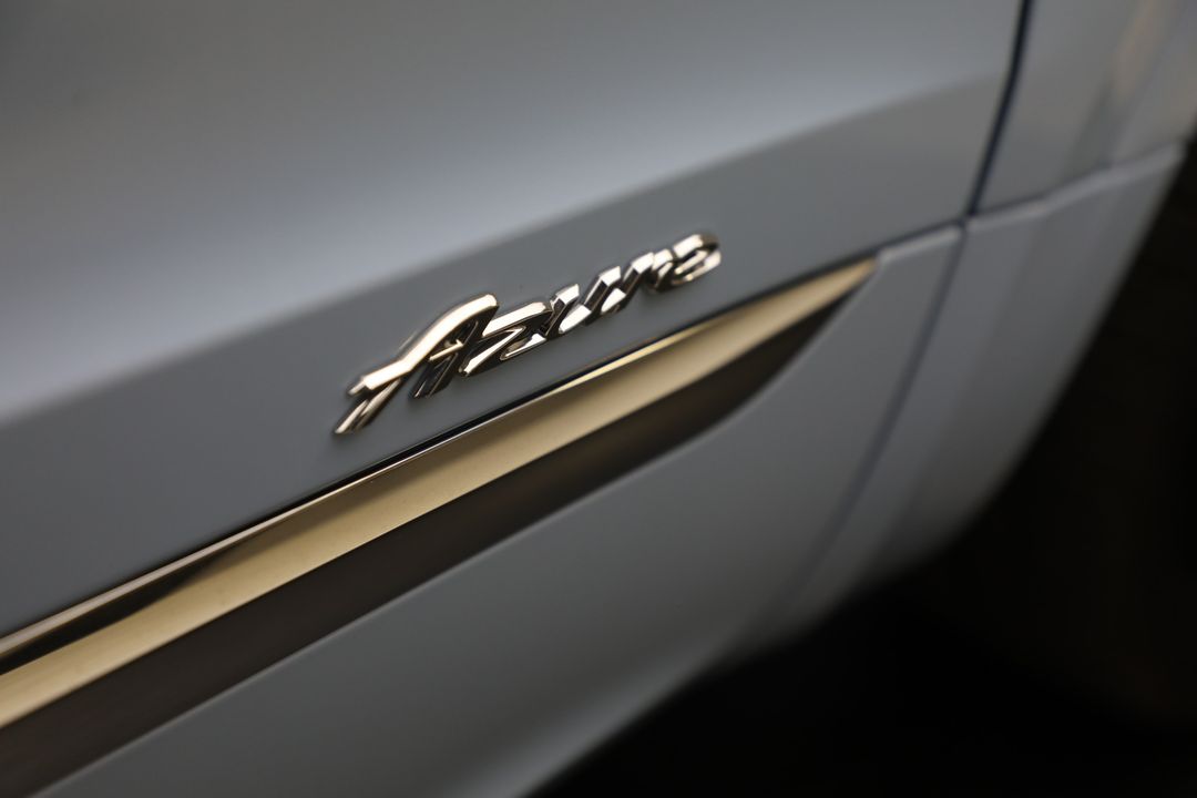 2025 Bentley Bentayga