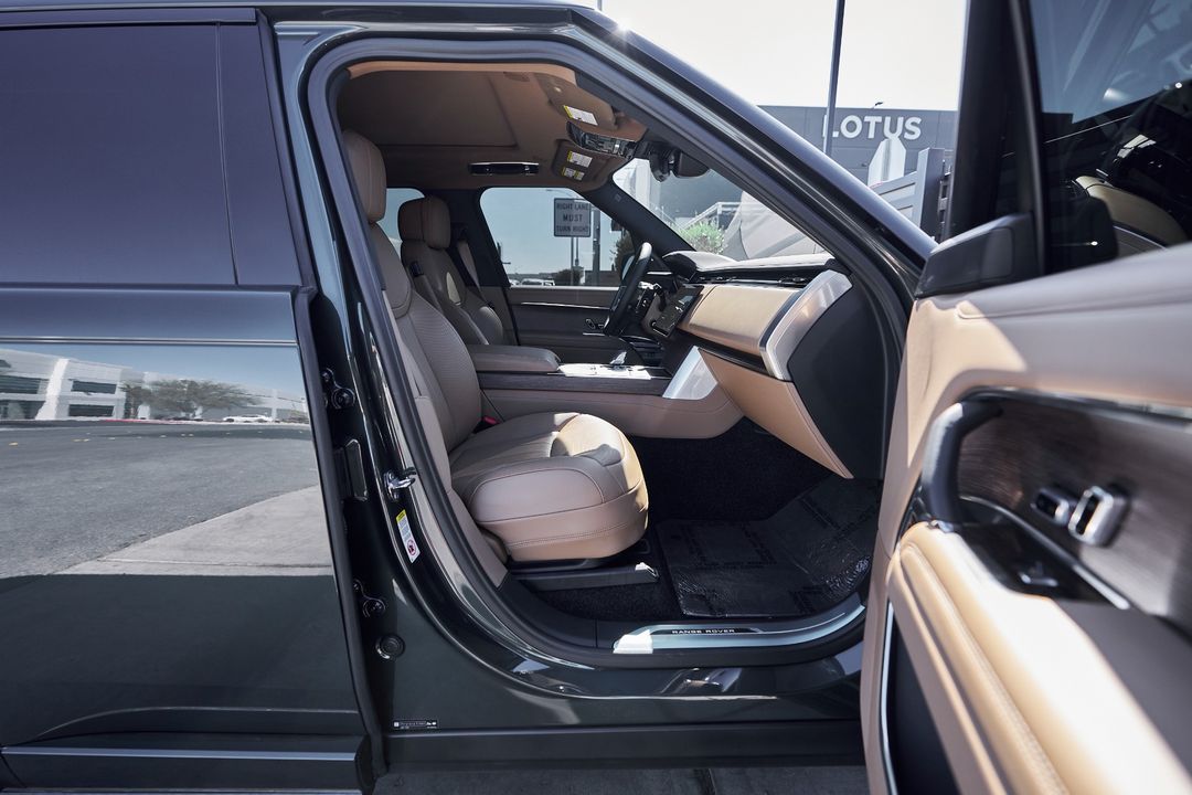 2025 Land Rover Range Rover