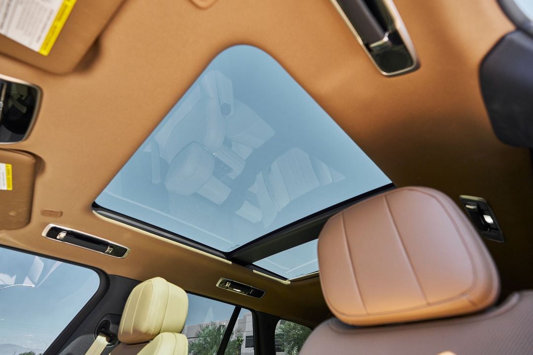 2025 Land Rover Range Rover