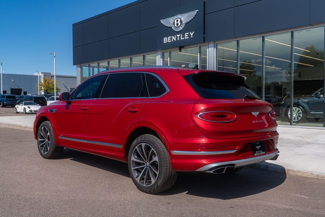 2024 Bentley Bentayga EWB