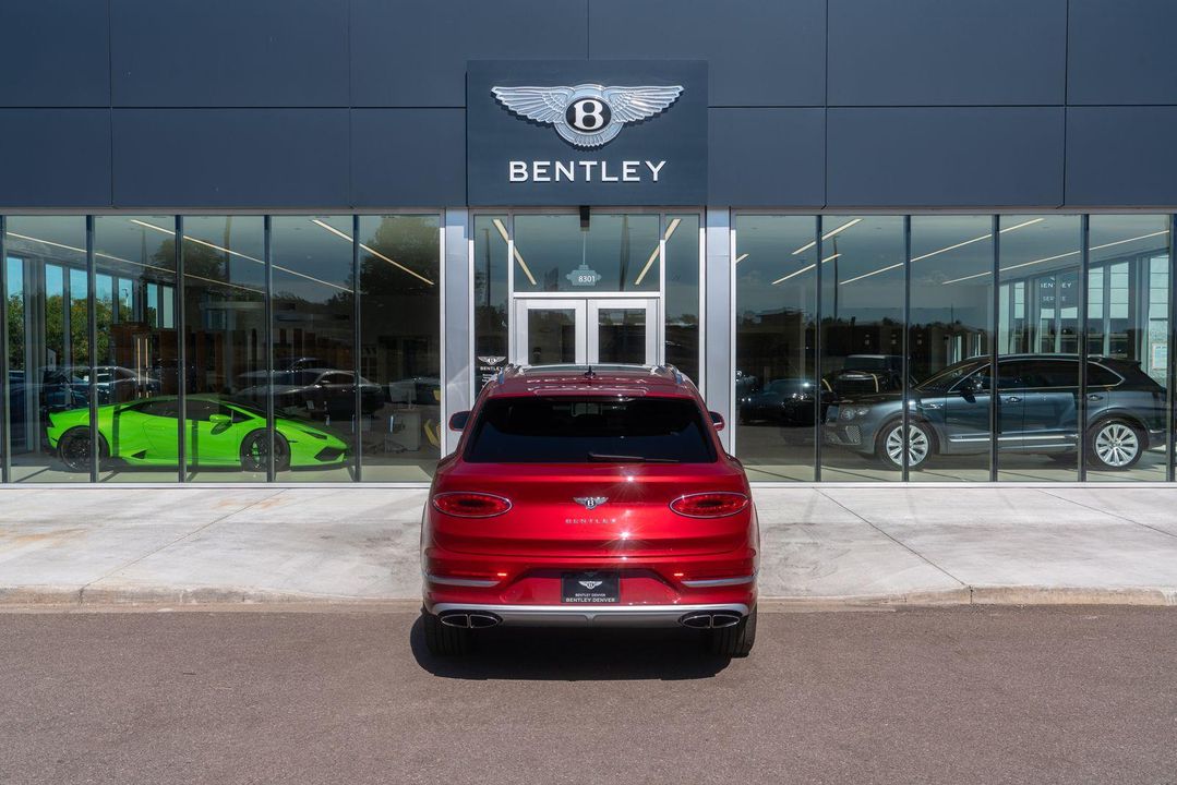 2024 Bentley Bentayga EWB