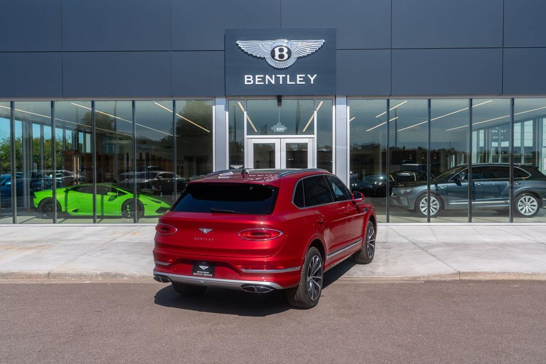 2024 Bentley Bentayga EWB