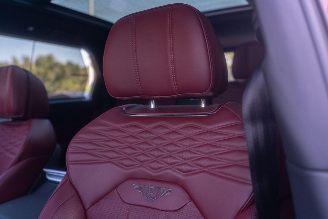2024 Bentley Bentayga EWB