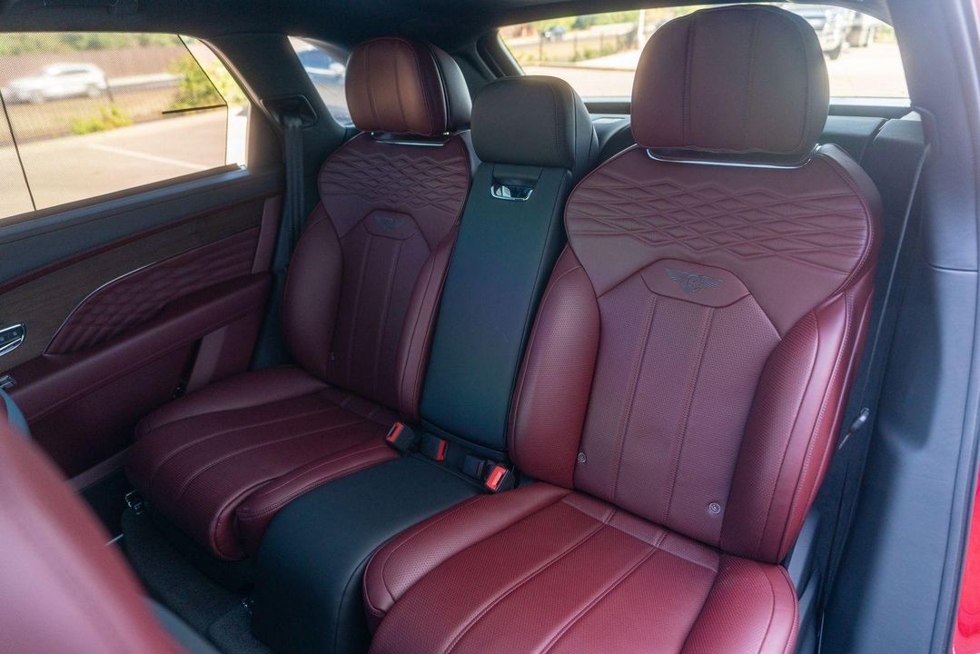 2024 Bentley Bentayga EWB