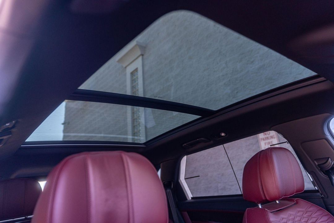 2024 Bentley Bentayga EWB