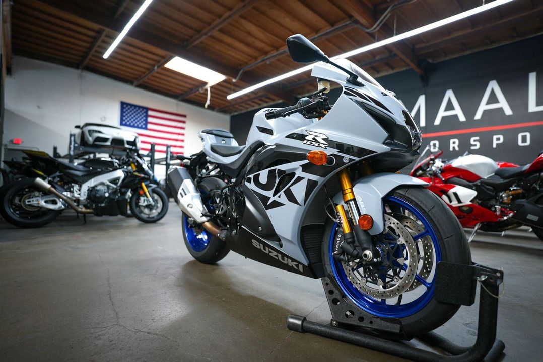 2022 Suzuki GSX-R1000R