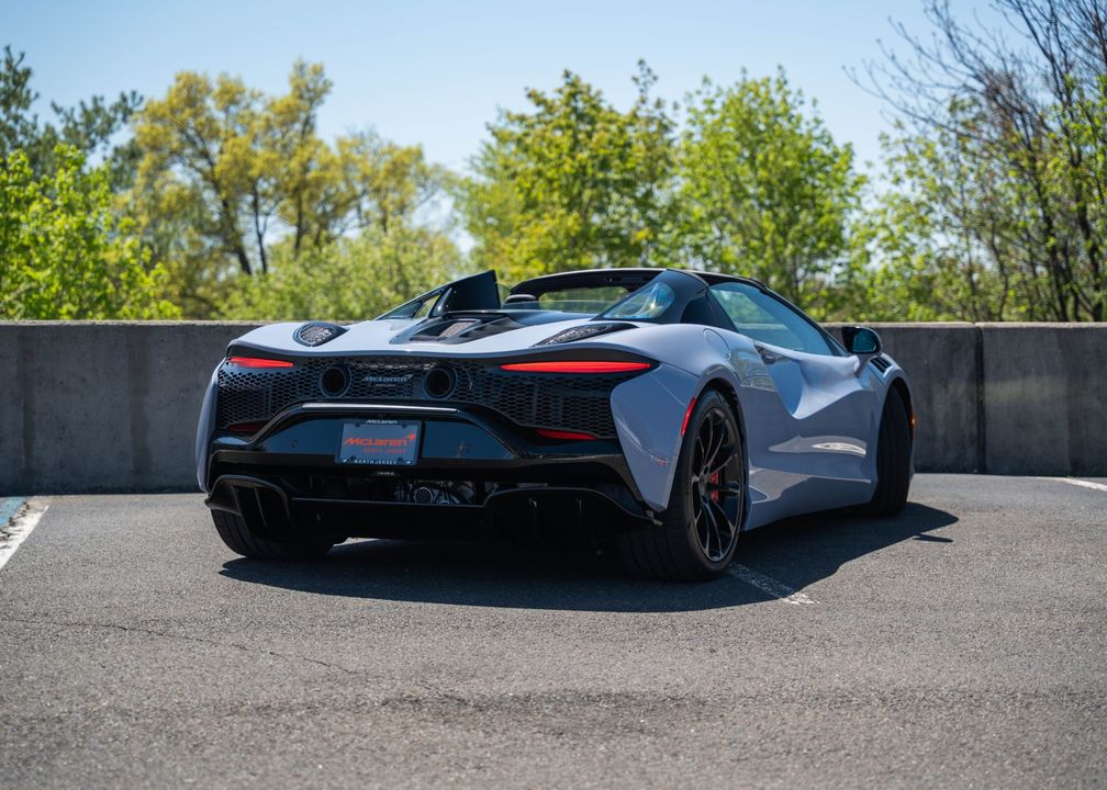 2025 McLaren Artura Spider