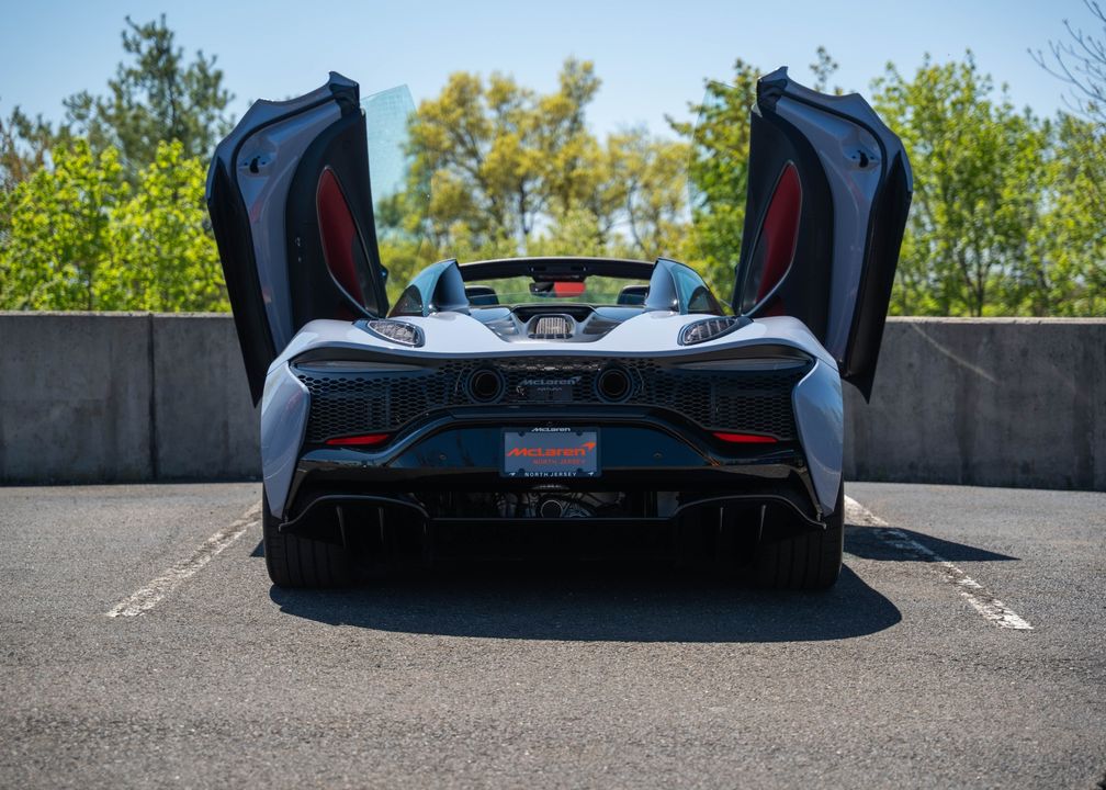 2025 McLaren Artura Spider