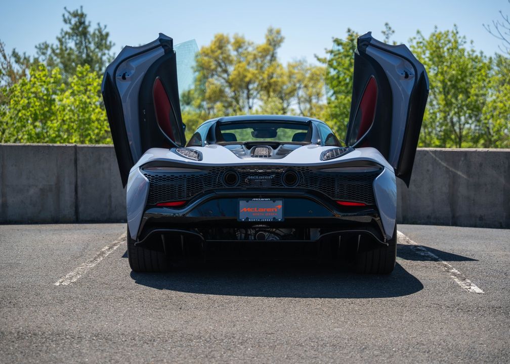 2025 McLaren Artura Spider