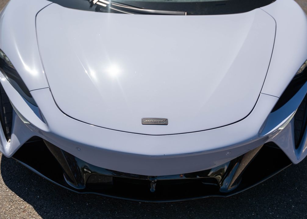2025 McLaren Artura Spider
