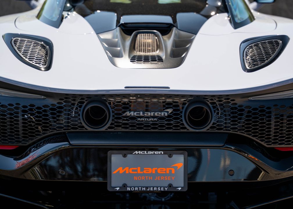2025 McLaren Artura Spider