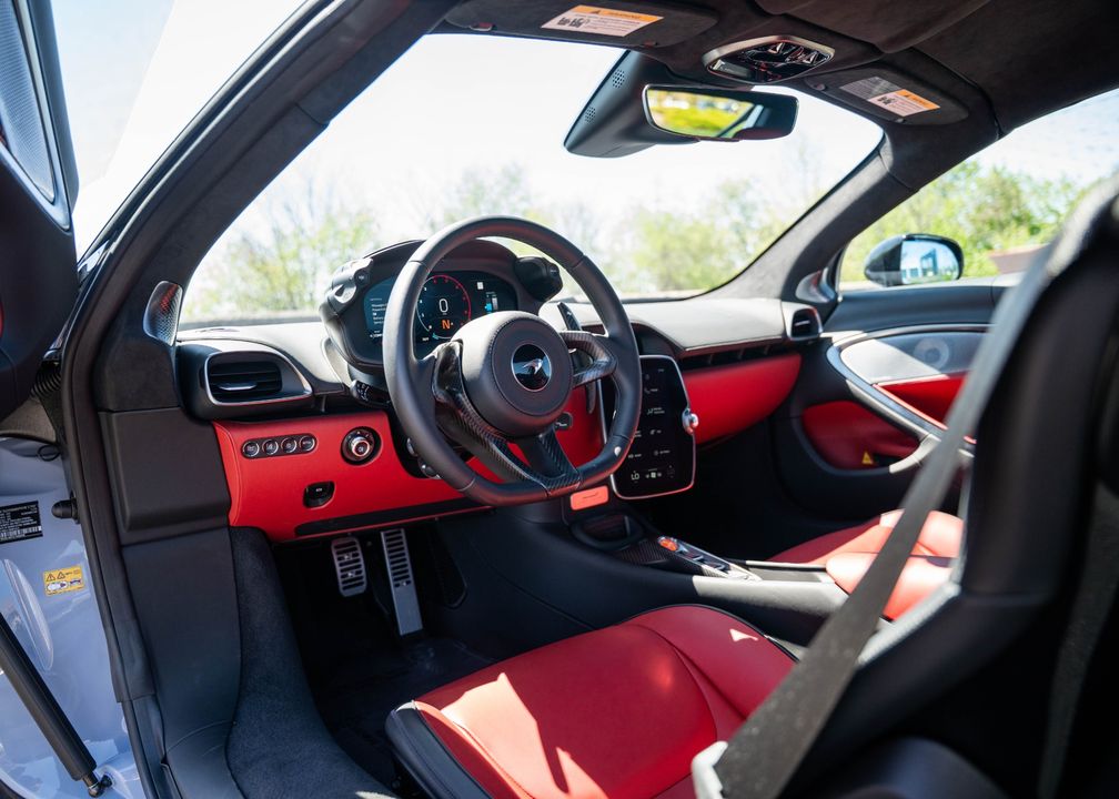 2025 McLaren Artura Spider