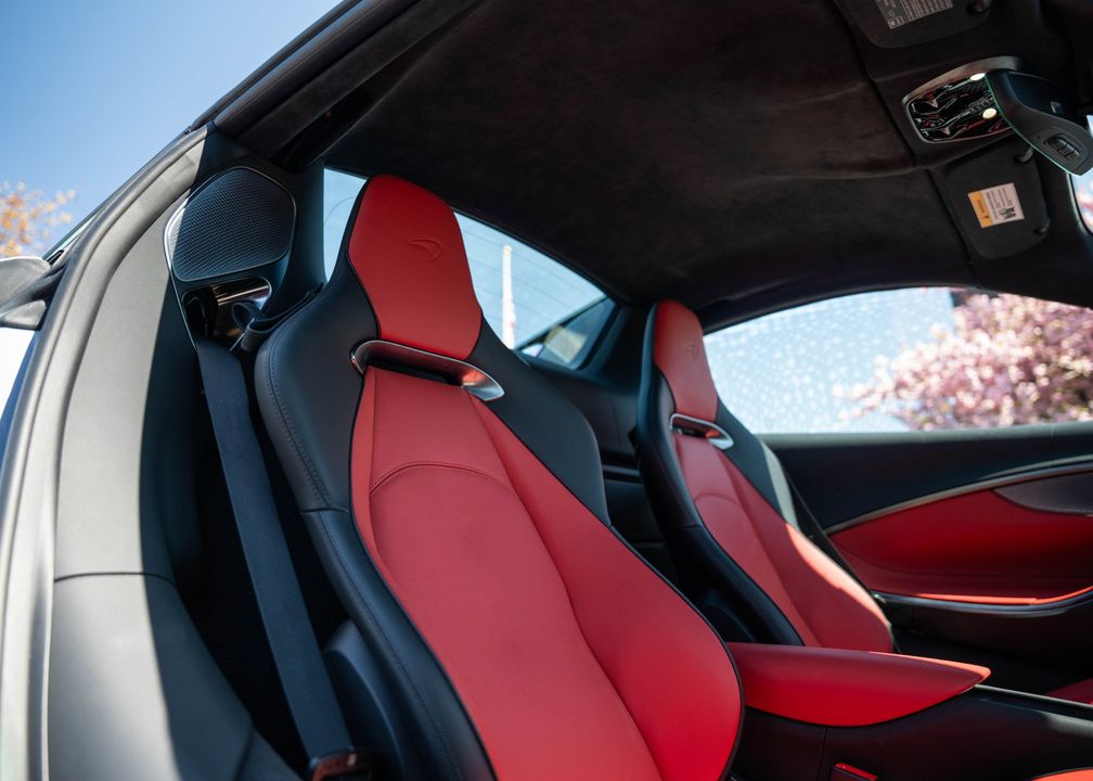 2025 McLaren Artura Spider