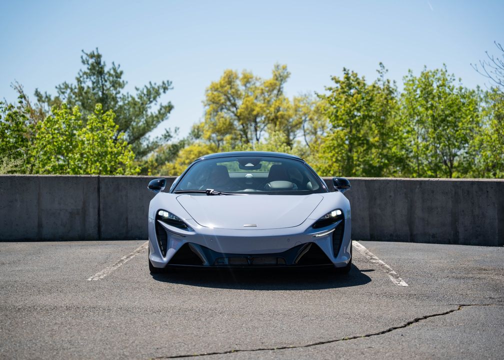 2025 McLaren Artura Spider