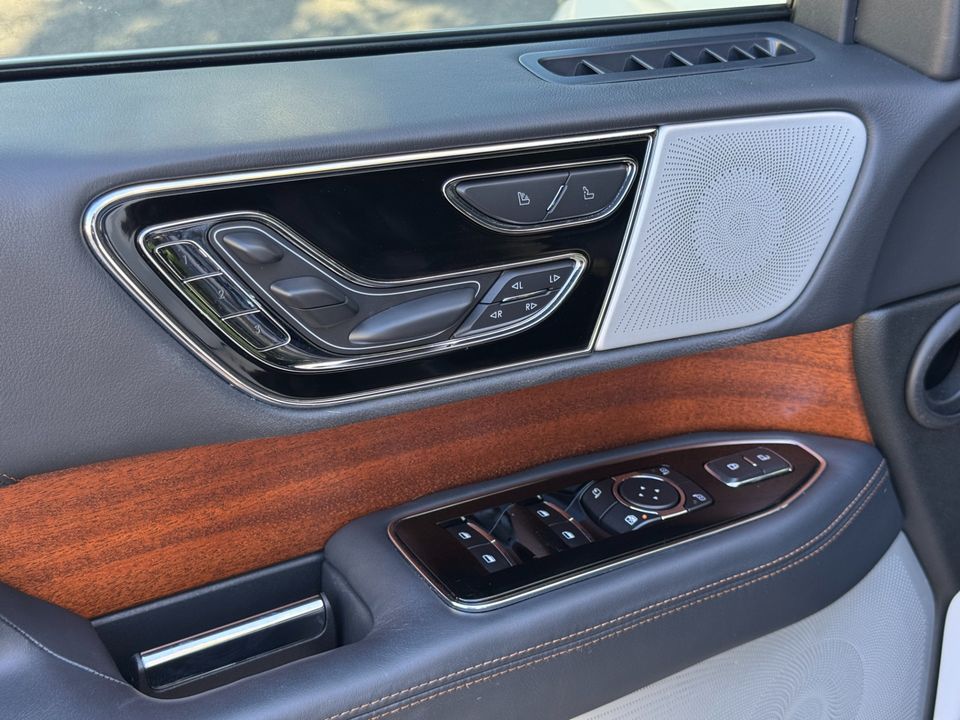2023 Lincoln Navigator Black Label