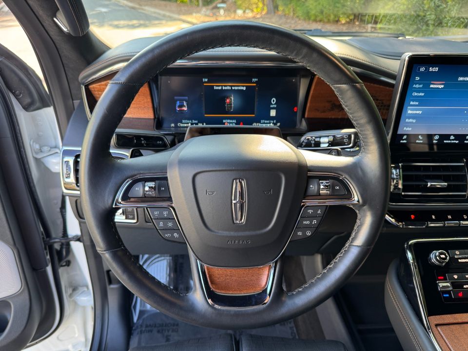 2023 Lincoln Navigator Black Label