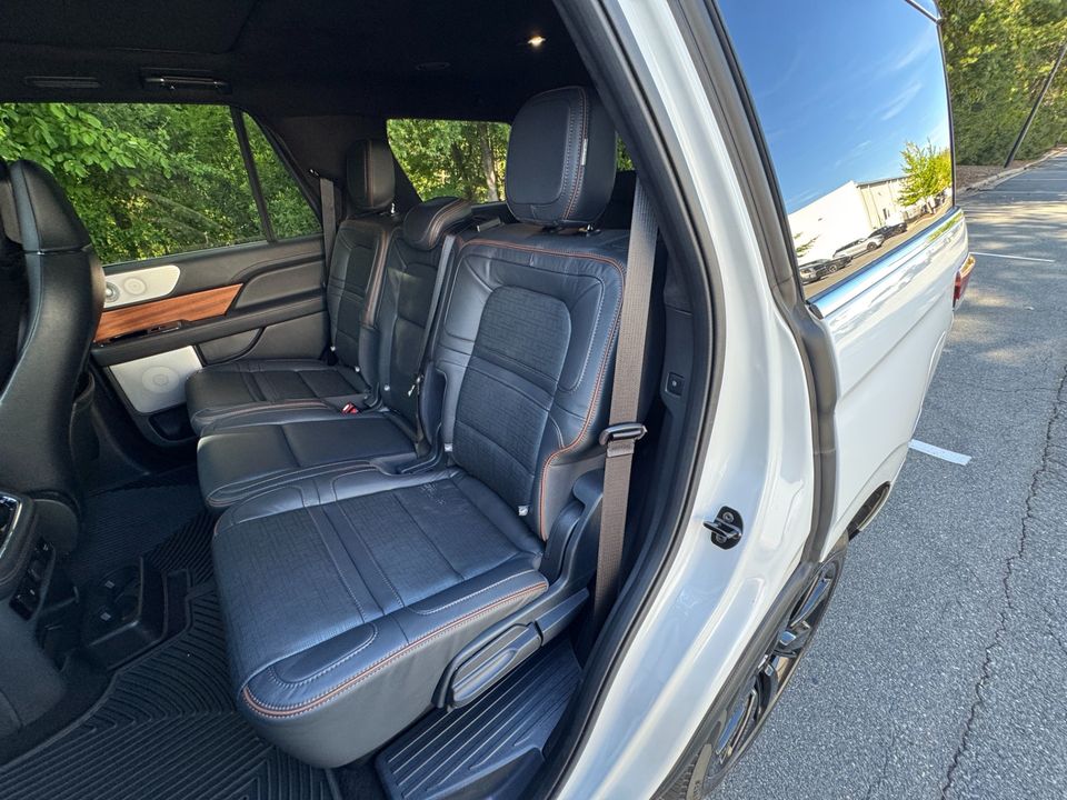 2023 Lincoln Navigator Black Label