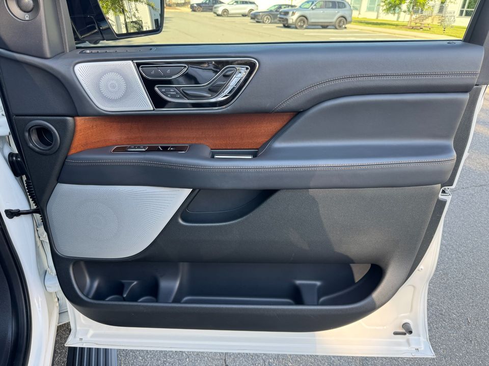 2023 Lincoln Navigator Black Label