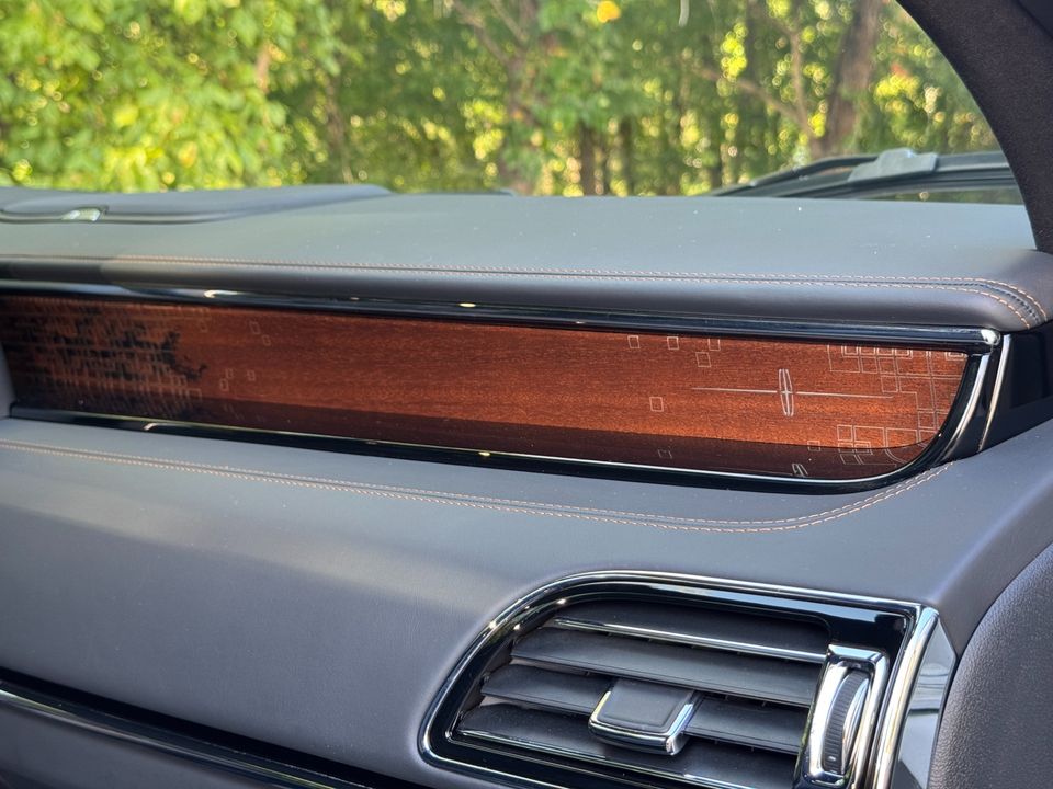 2023 Lincoln Navigator Black Label