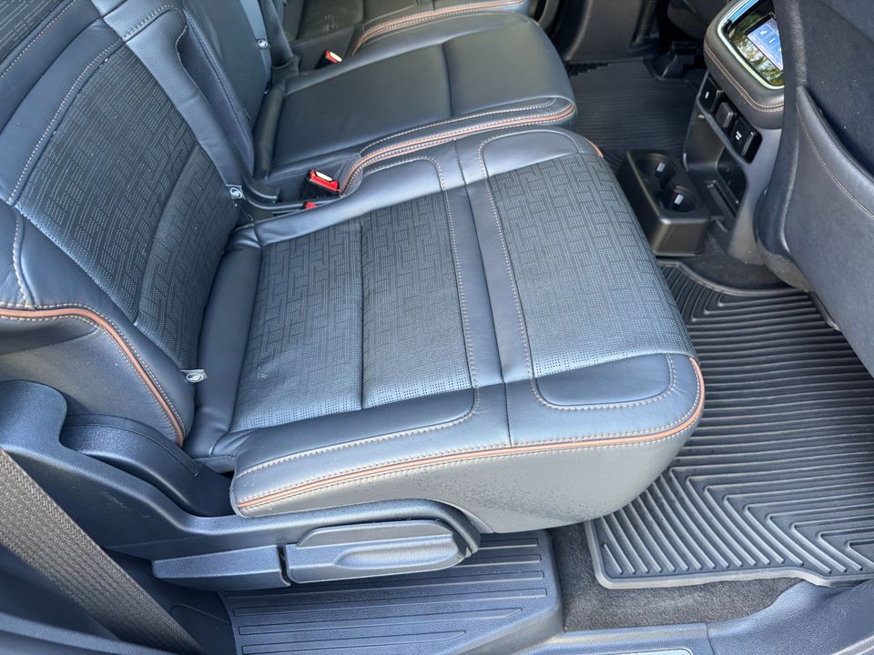 2023 Lincoln Navigator Black Label