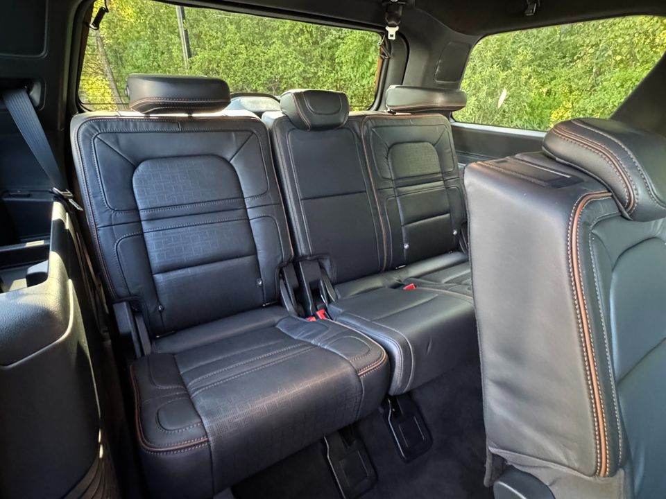2023 Lincoln Navigator Black Label