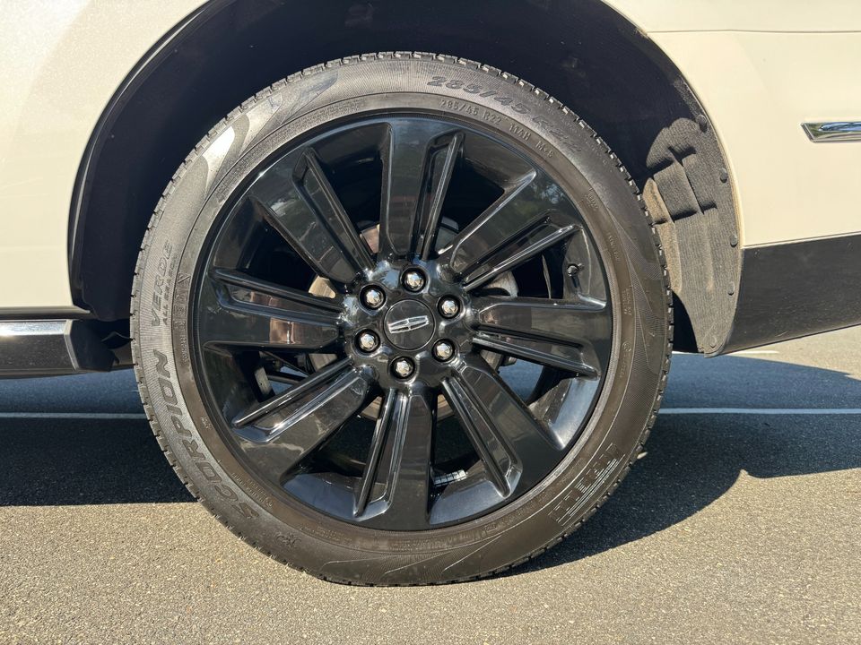 2023 Lincoln Navigator Black Label