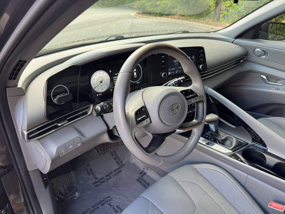 2022 Hyundai Elantra SEL