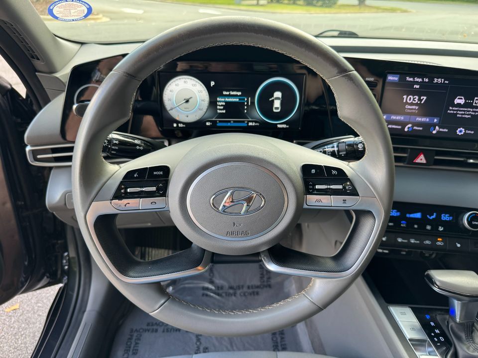 2022 Hyundai Elantra SEL