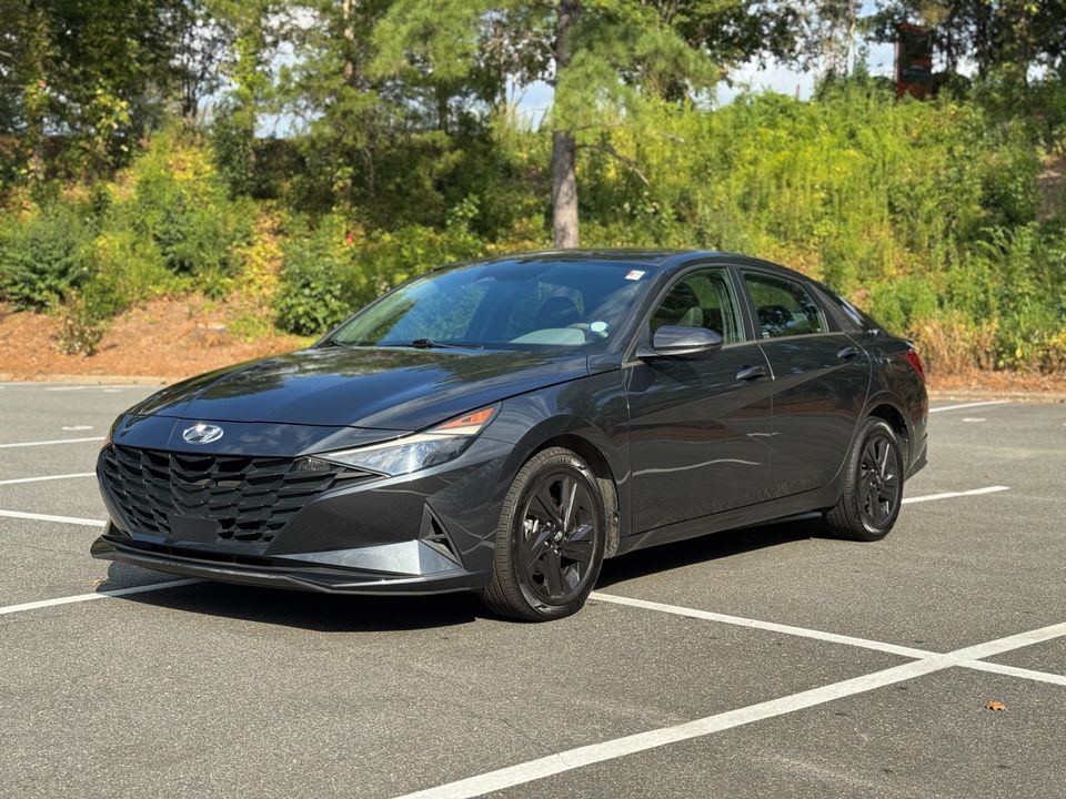 2022 Hyundai Elantra SEL