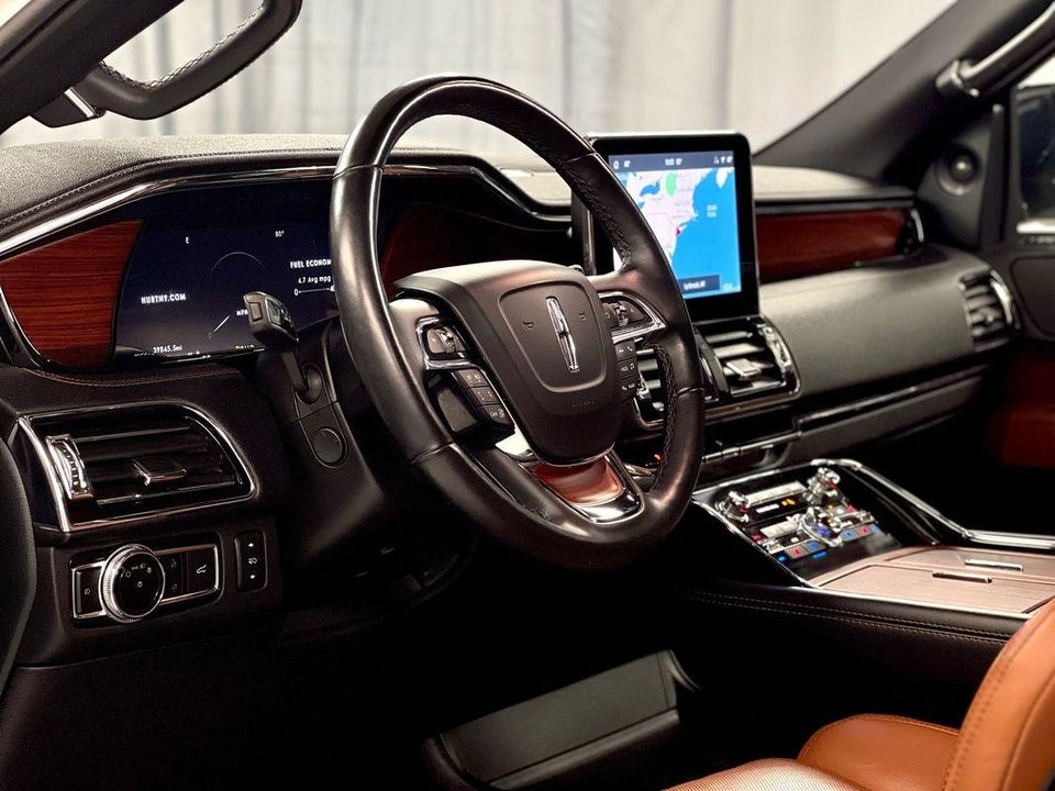 2020 Lincoln Navigator