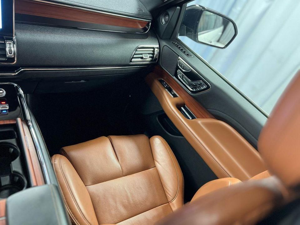 2020 Lincoln Navigator