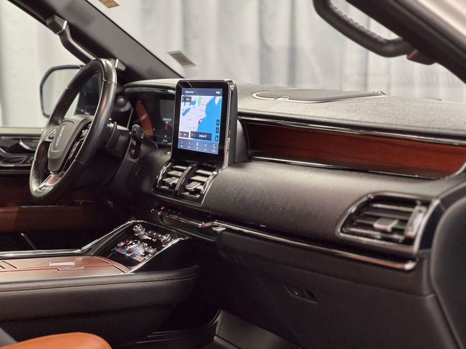 2020 Lincoln Navigator