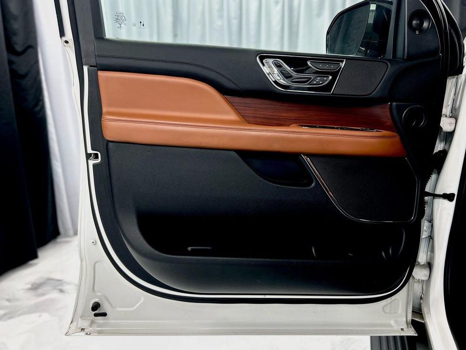 2020 Lincoln Navigator