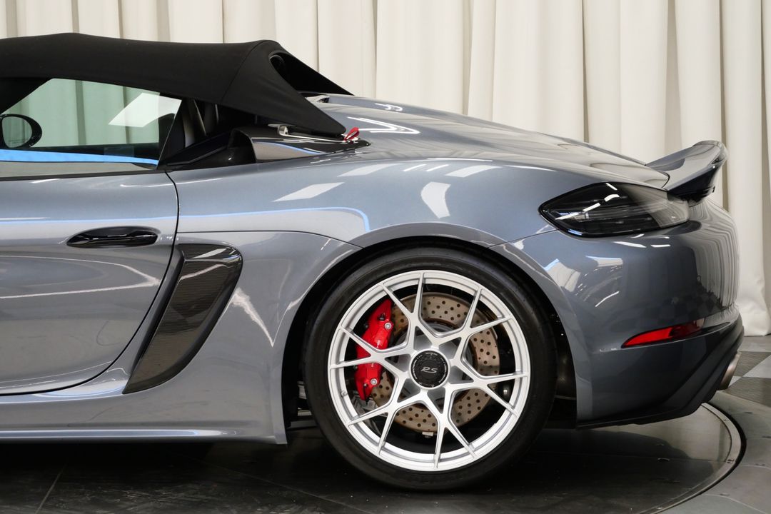 2025 Porsche 718