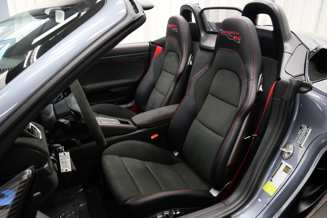 2025 Porsche 718